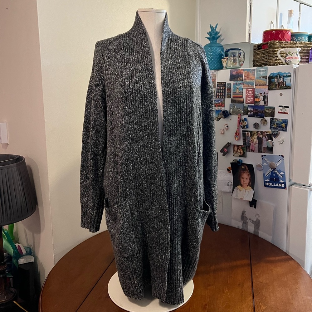Classy long multi colored cardigan by Lou & Grey by Loft
